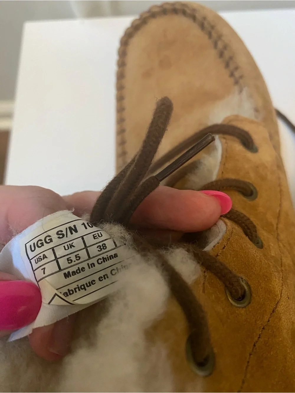 NWOT UGG Chestnut Suede Faux-Fur Lined Lace-Up Boots Size 7 women
